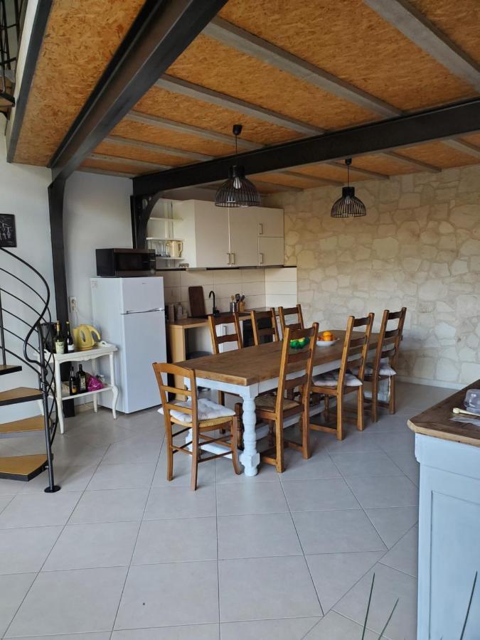 La Colongere Villa Reclesne Exterior photo